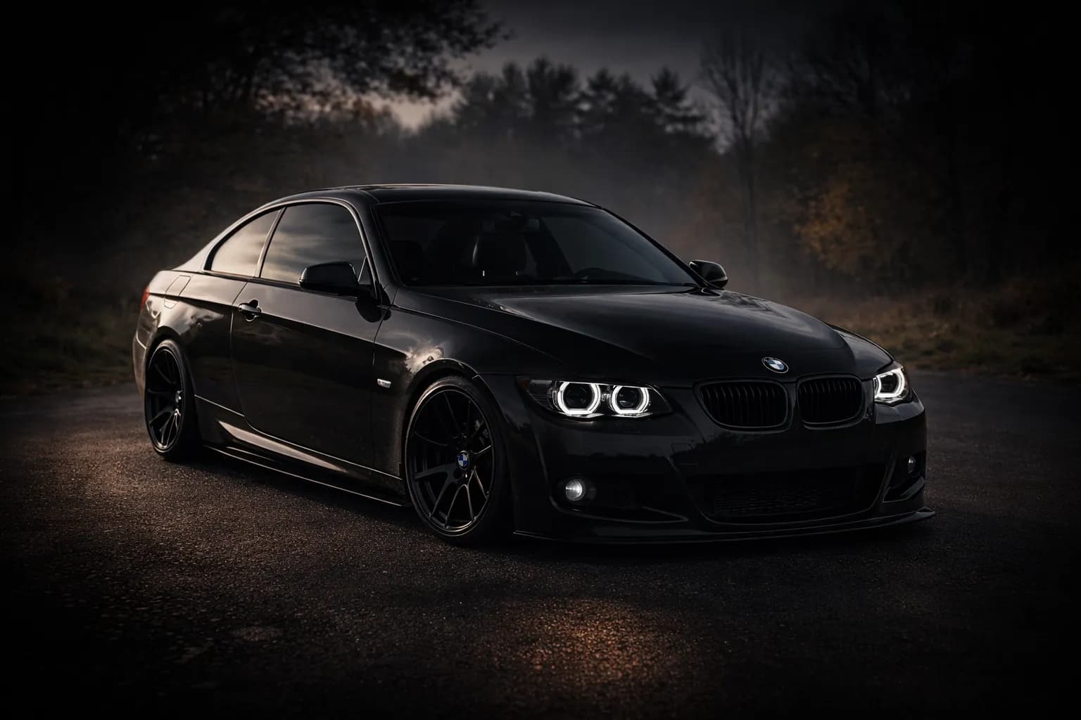 BMW E90 E92 LED lukturi – Angel Eyes un Snake Eyes dizaina varianti
