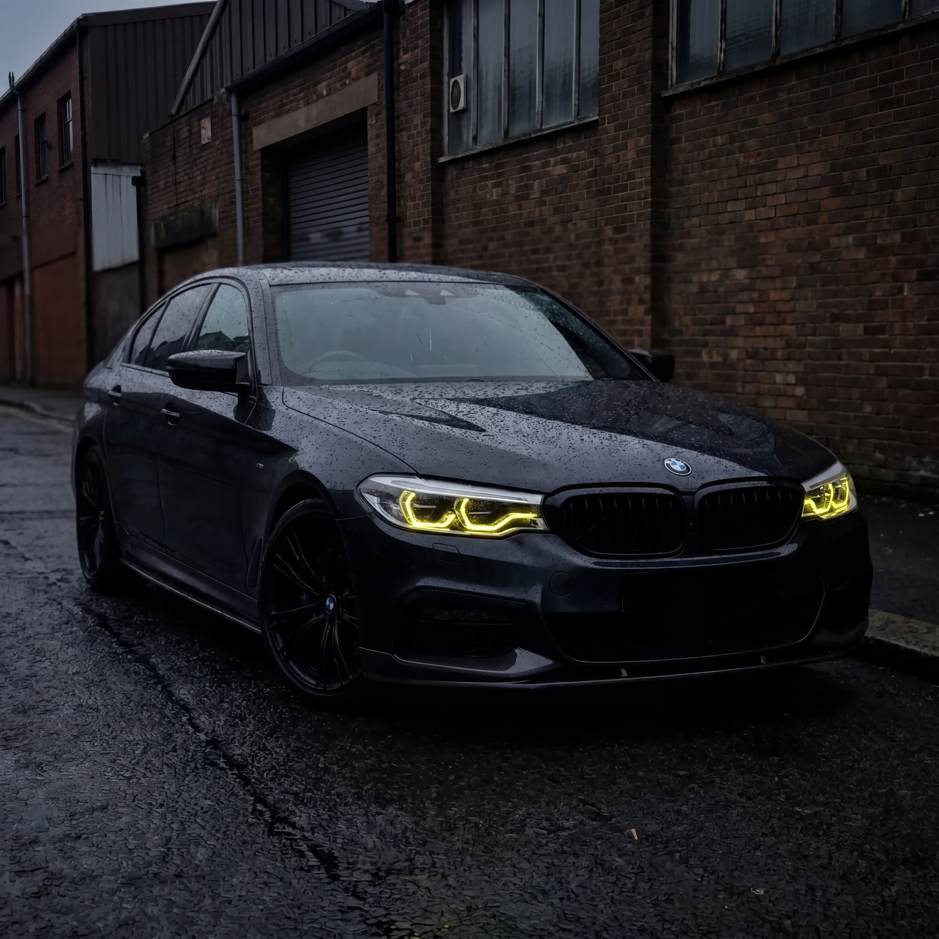 CSL White/Yellow Switchable DRL Modules — BMW G30/G31 5 Series & F90 M5 (Icon LED)