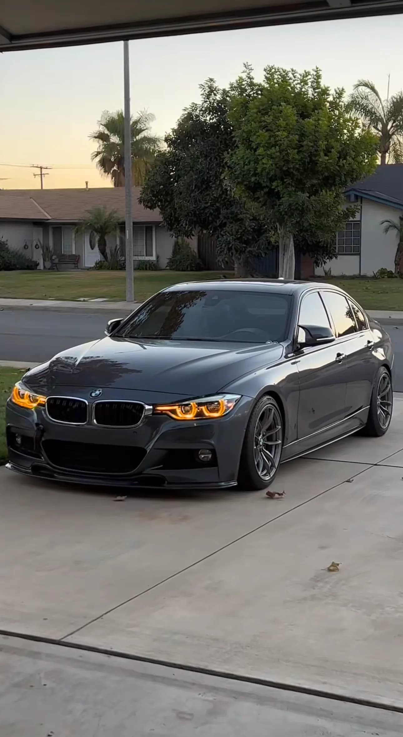 CSL Icon-Style LED Headlights — BMW 3 Series (F30/F31) - White (LHD)