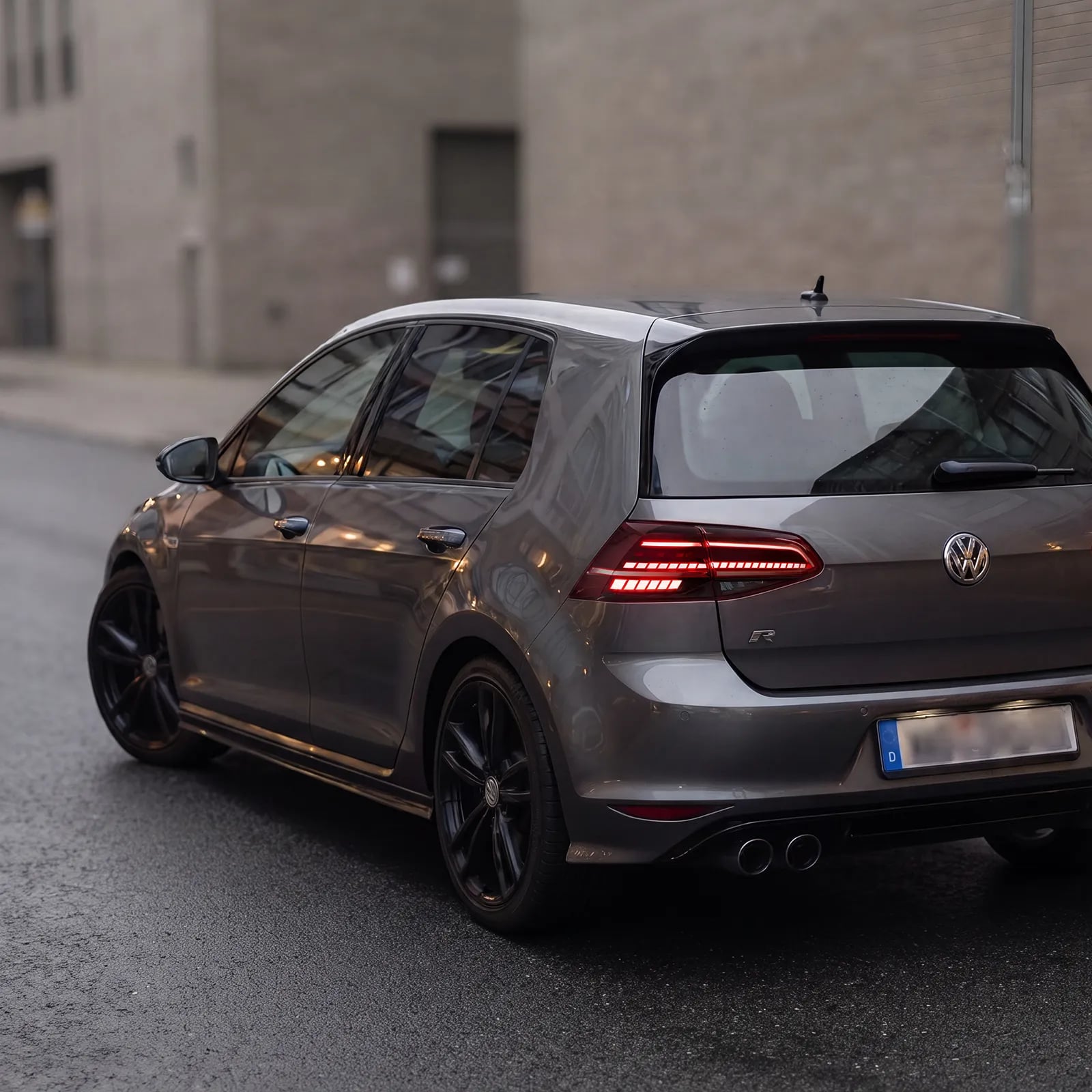 Feux arrière LED VW Golf 7 & 7.5 style GTI/R — Look Facelift — Séquentiels — 2013–2020 thumbnail 2