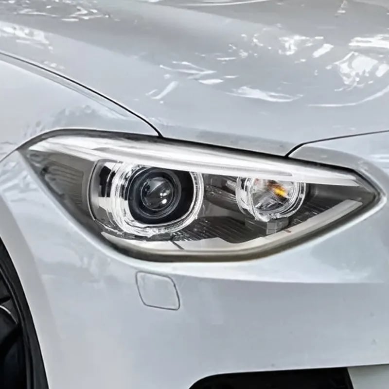 BMW 1er (F20/F21) Arrow-DRL LED-Scheinwerfer — Umschaltbares weißes/gelbes Tagfahrlicht — Pre-LCI 2011–2015 thumbnail 7