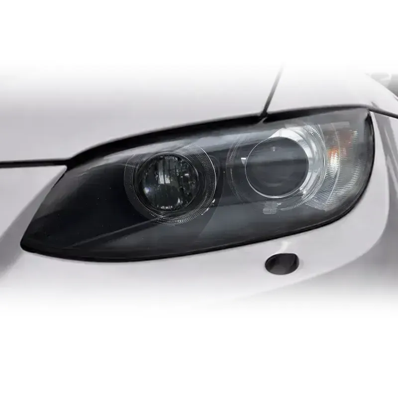 E92 Non-Adaptive xenon headlight — one projector, one reflector