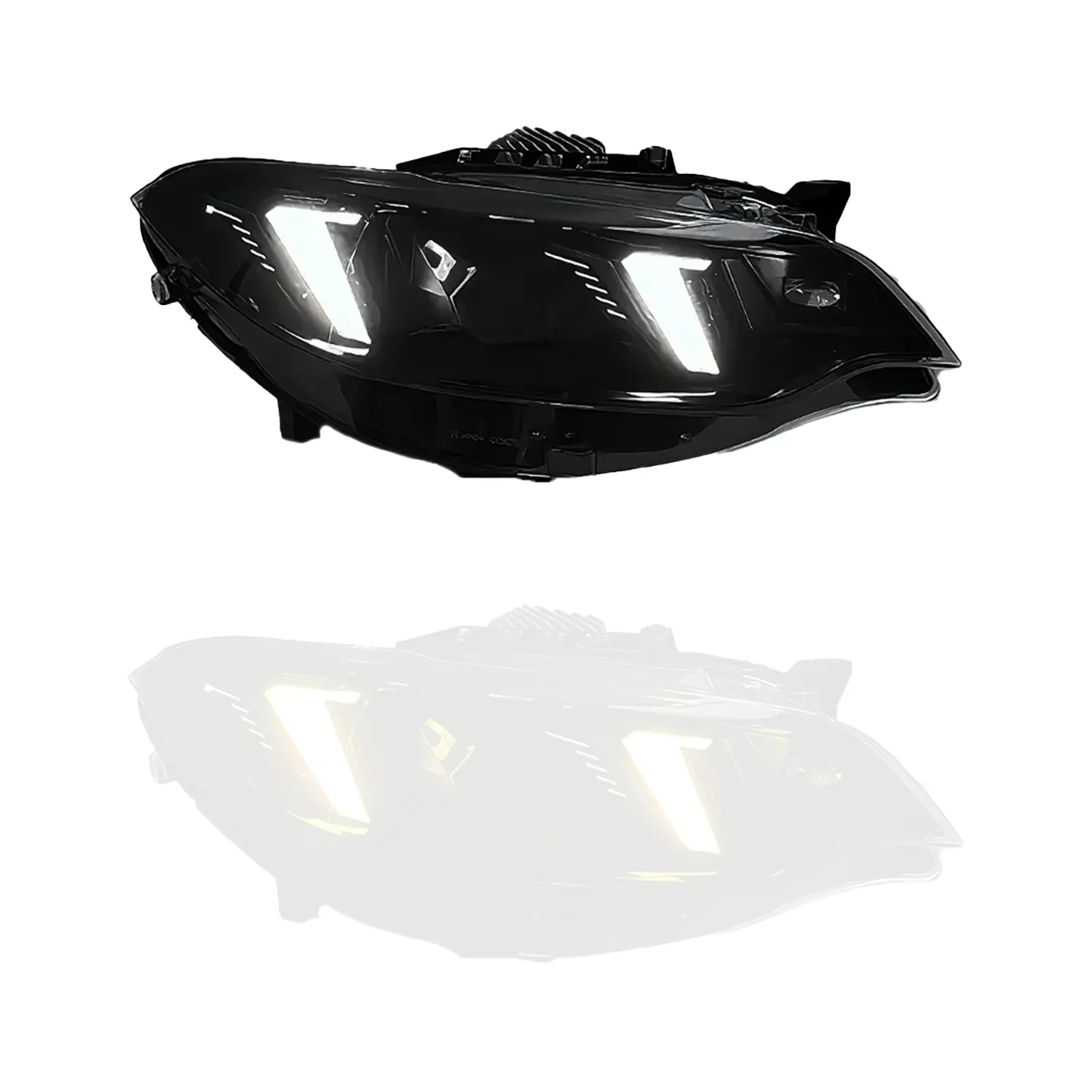Phare Snake-Eye pour BMW F22 — DRL en flèche blancs fixes