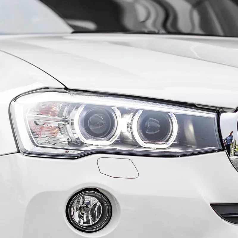 BMW X3 F25 LCI rūpnīcas ksenona lukturis ar projektoru lēcām, 2014–2017 — tā pati forma arī X4 F26