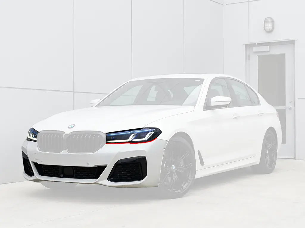 G30 LCI bumper with Laser-Look headlight housing highlighted